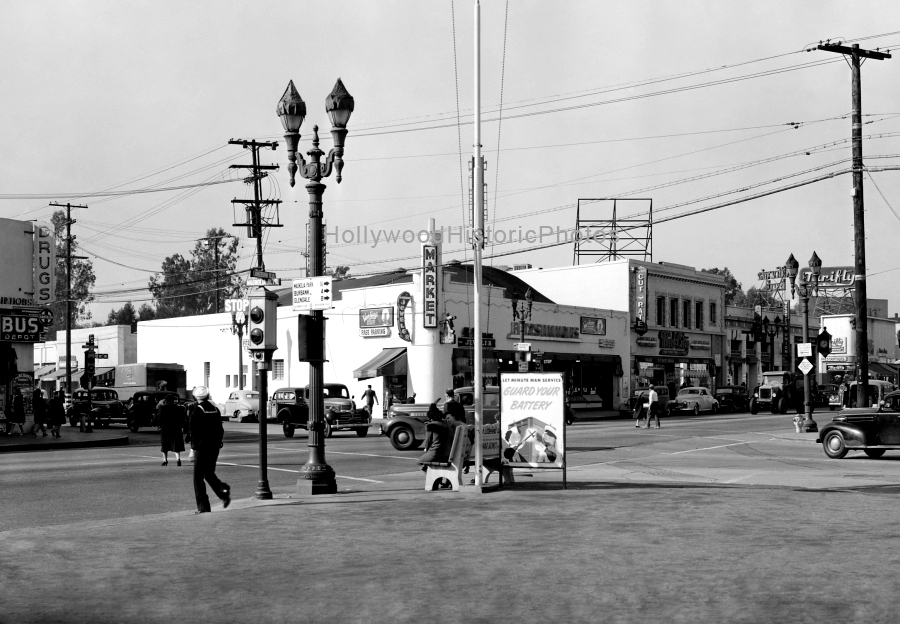 North Hollywood 1946 Lankershim and Magnolia Blvds. wm.jpg